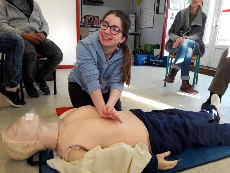 Sensibiliser les jeunes aux gestes de premiers secours, et pourquoi pas ?